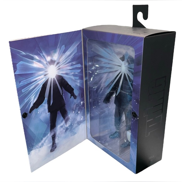 NECA The Thing SDCC Lenticular Cover & The Thing MacReady Outpost 31 7" Figures - Picture 5 of 16